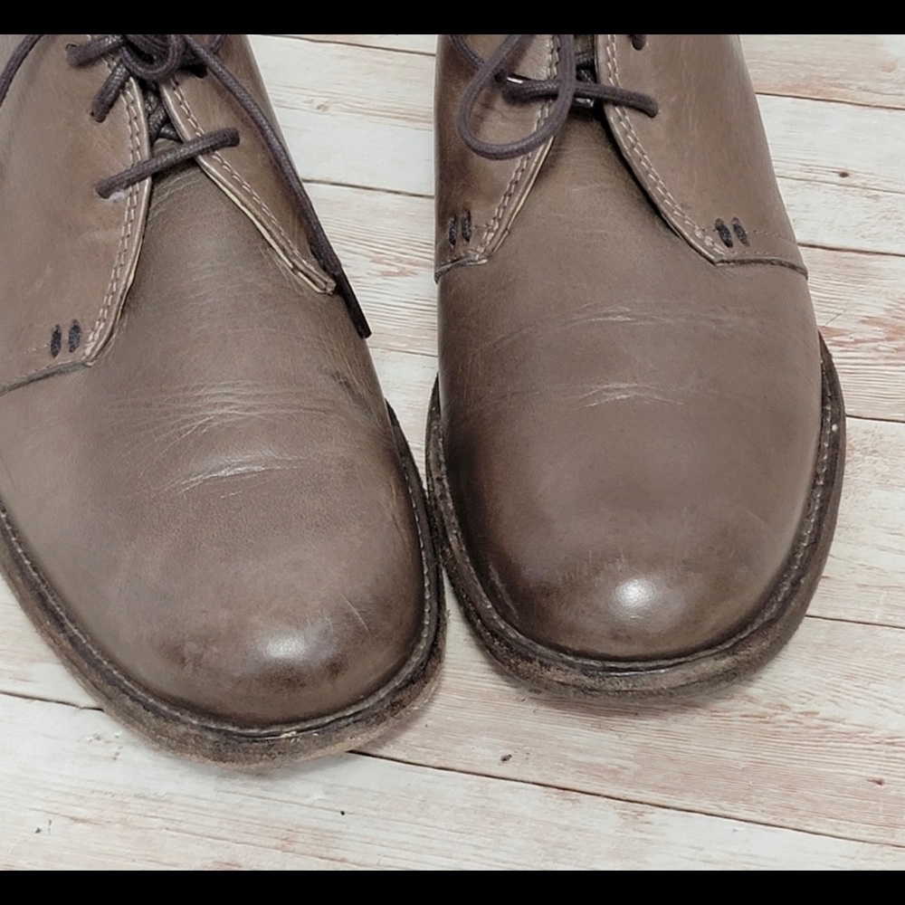 Frye Phillip Chukka Boots Brown Distressed Leather Lace-Up Ankle Boots Mens 10.5 Frye | Shoes | Mens Frye Phillip Brown Laceup Boots Size 5  main image 2